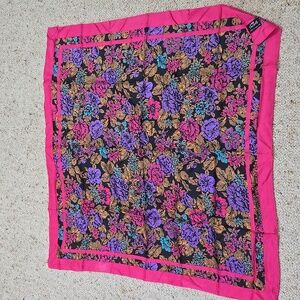 Ray Strauss Unlimited Inc. Silk Scarf